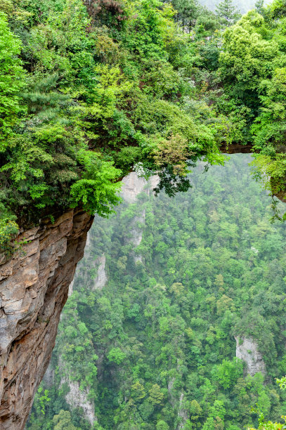 最大的自然桥，张家界国家森林公园，中国，湖南，武陵源区图片下载