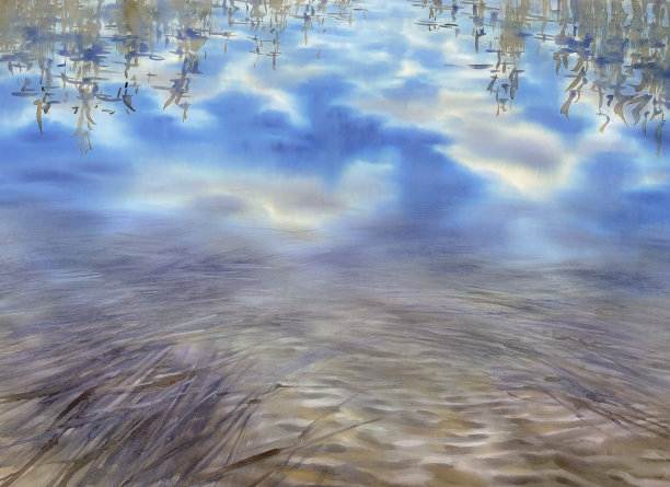 湖水水彩背景下的天空倒影图片下载