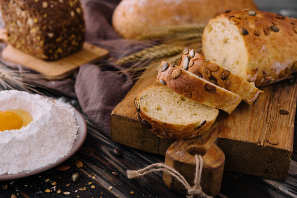 自制全谷物南瓜面包图片下载