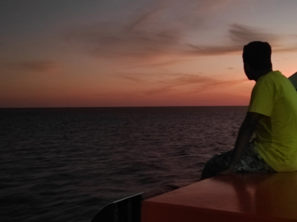 日落与海洋图片下载