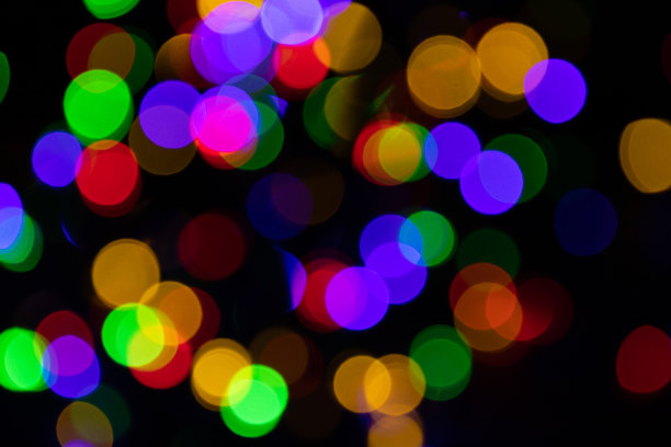 圣诞灯。丰富多彩的抽象背景。散景背景。图片下载