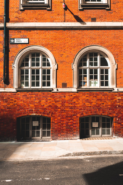 伦敦街的经典建筑墙图片下载