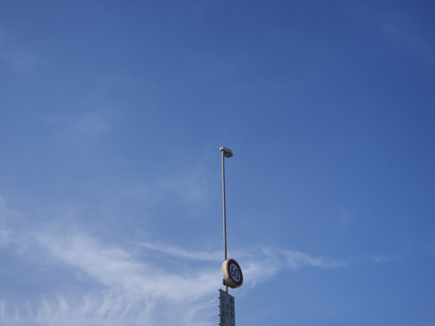 街灯和天空。图片下载