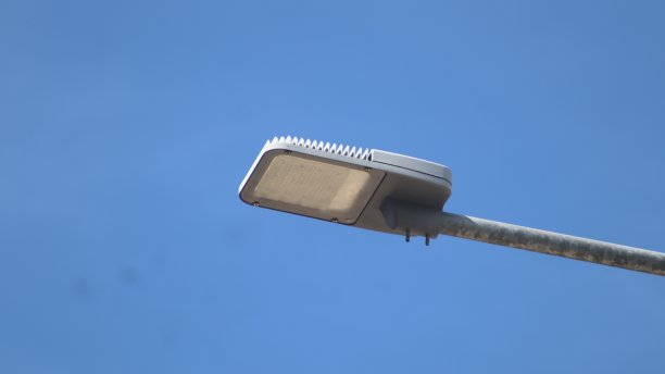 看起来美丽的格子聚光灯气球与蓝天的看法图片下载