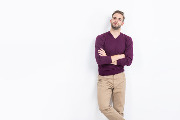 帅哥看起来轻松休闲时尚风格，成衣精品图片下载