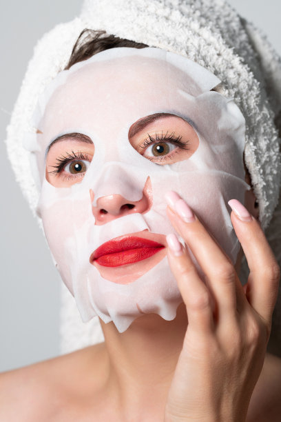 面料清爽面膜，呵护肌肤。图片下载