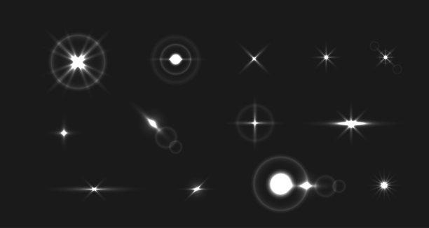 一套明亮美丽的效果明星。闪闪发光具有特殊的光效果。矢量在透明的背景上闪闪发光。屏幕混合模式，使高质量的图像。图片下载