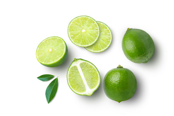青柠果，绿叶，切成半片，单独在白色上图片下载