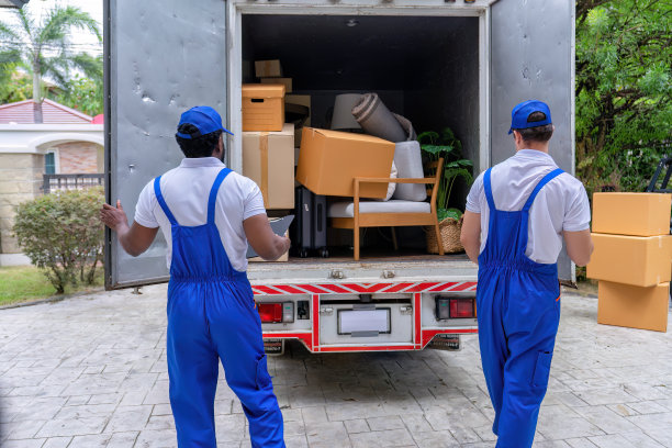 专业货物搬运服务使用卡车搬运个人物品图片下载