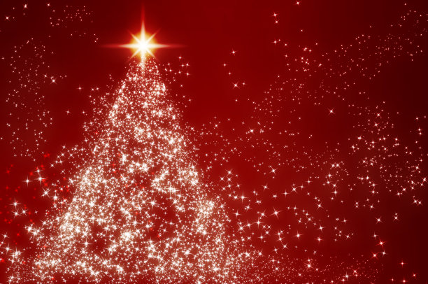 闪亮的星星像松树在红色背景与自定义空间的文字。圣诞节庆祝活动的概念图片下载