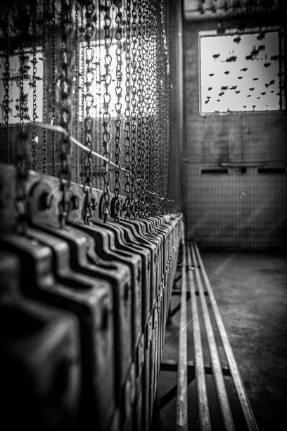 采矿用的旧钢磁带图片下载