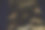 高层办公大楼，夜间窗户照明图片下载