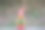 彩色童话小矮人的小雕像和礼物。节日、生日的装饰。图片下载