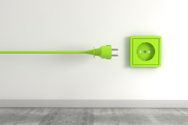 3D渲染的绿色电力插头附近的插座-生态，绿色能源，环境的概念图片下载