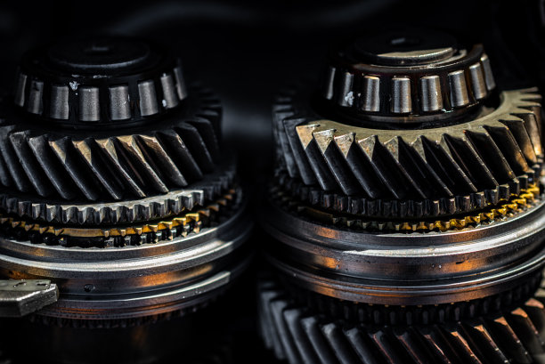 汽车变速器，带可见齿轮和齿轮的变速箱，车辆图片下载