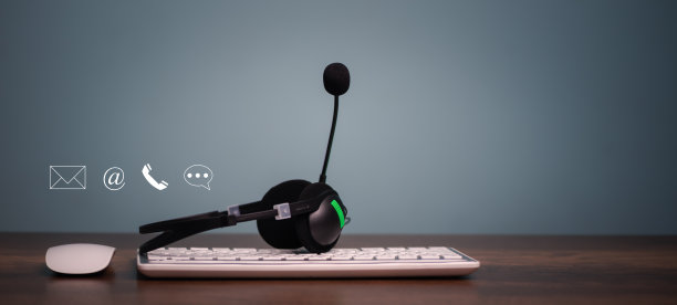 商务沟通总机、客户服务、呼叫中心、专业联络团队在办公室帮助人、客户满意、售后服务、志愿者、学习在线课程。图片下载