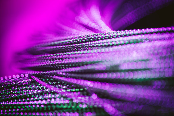 未来，抽象和紫色的背景。图片下载