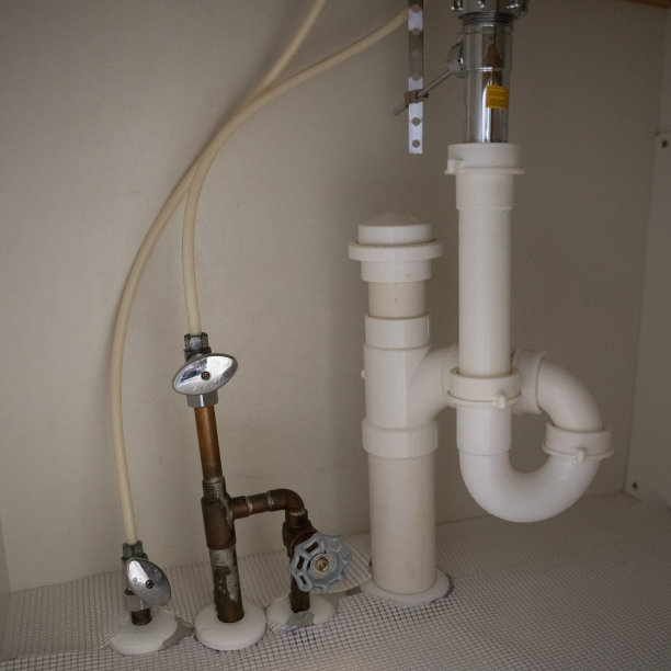 在浴室水槽下面图片下载