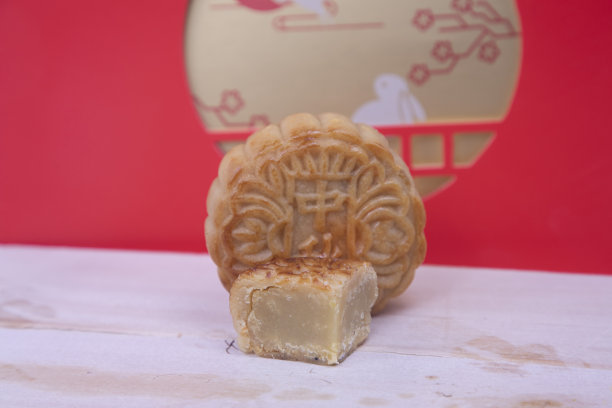 月饼是亚洲人喜爱的一种甜点。图片下载