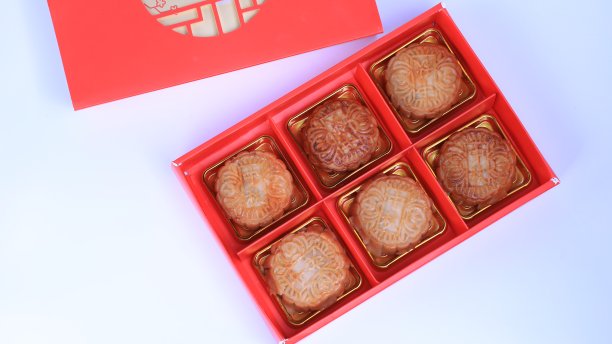 月饼是亚洲人喜爱的一种甜点。图片下载