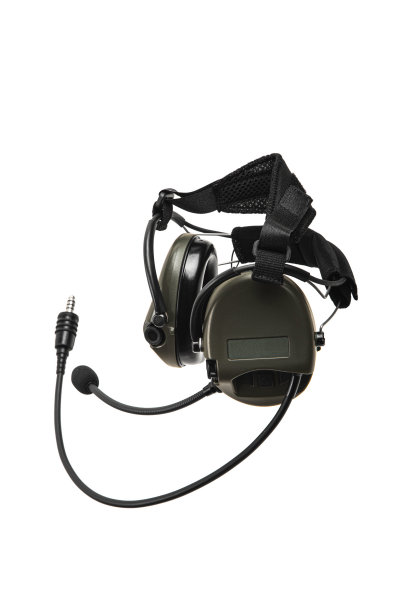 白色的防护耳机。安全设备。降噪耳机。光背景。图片下载