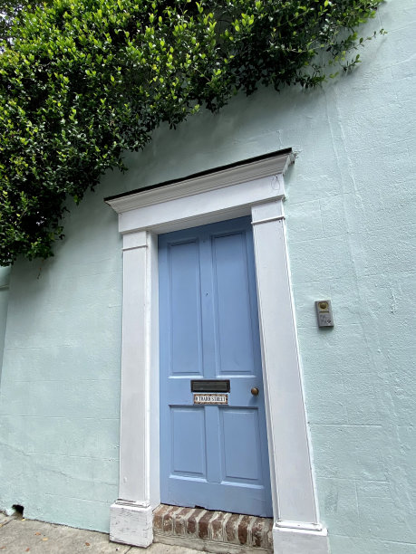 独特的门图片下载