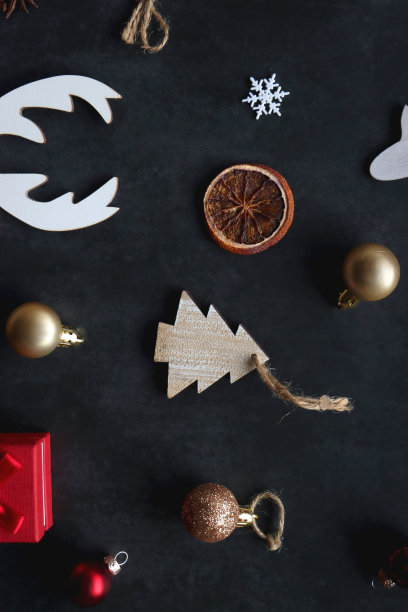 圣诞装饰，礼物和驯鹿图片下载