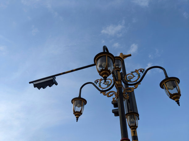 城市室内路灯图片下载