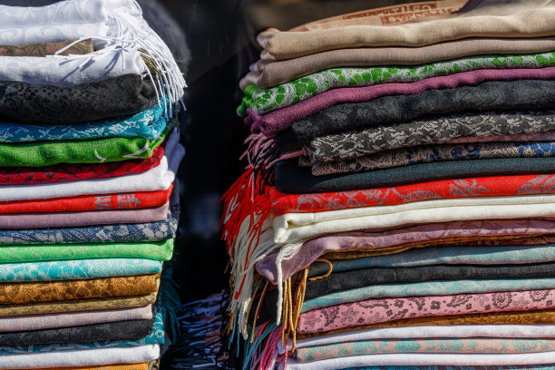 许多彩色土耳其披肩的选择图片下载