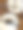用勺子和木筷子倒碗。吃完。图片下载