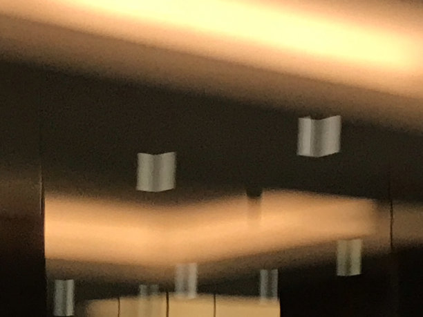 抽象的光反射在镜子上图片下载