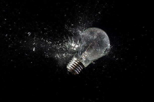 灯泡破碎图片下载