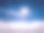 航空照片上面的云与光晕围绕太阳，晴空上面快速移动的白色云景图片下载