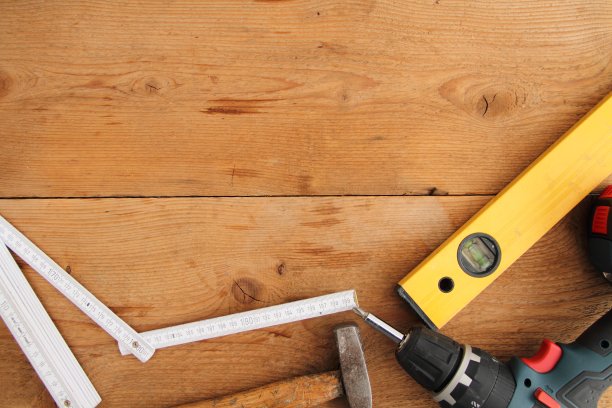 工作台上的工具图片下载