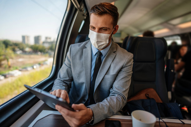 高铁旅行图片下载