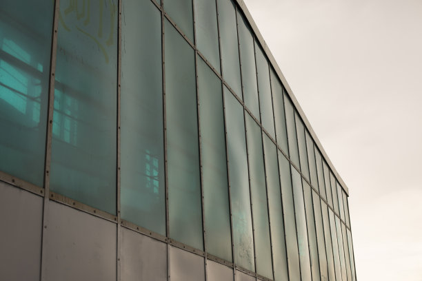 建筑的细节。工业设施。图片下载