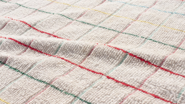 白色厨房布的颜色线网格图片下载