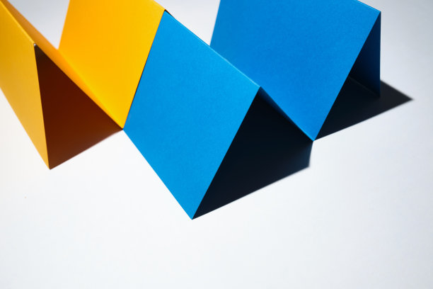 抽象现代的黄色和蓝色背景。纹理背景设计，明亮的海报，横幅黄色和蓝色。空间的文本图片下载