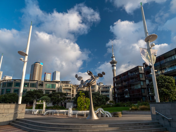 高架桥盆地码头在奥克兰中部，新西兰图片下载