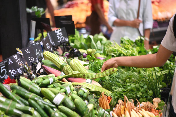 市场上的新鲜蔬菜图片下载