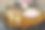外祖母生日蛋糕装饰蜡烛和果汁杯在咖啡桌上图片下载