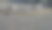 村庄中心的观赏花盆槽混凝土花盆与美丽的装饰紫罗兰和水仙花。复活节临近，有必要在家门口、停车场进行装饰图片下载
