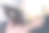 快乐的孕妇在笔记本电脑上使用在线电子商务应用程序，在网上购物图片下载