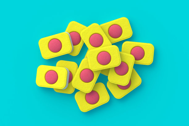 一堆黄色的洗碗机洗涤剂药片。前视图。三维渲染图片下载