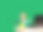 男孩用手指着笔记本电脑的屏幕。桌上的花盆里有一朵花。绿色背景，留有文字空间。有选择性的重点。关于儿童、教育的文章图片。图片下载