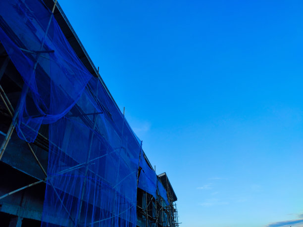 建筑物结构用竹梯在早晨。图片下载