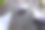 折纸，白色的纸船孤立在木地板上。纸船意味着步行。自由感领导图片下载