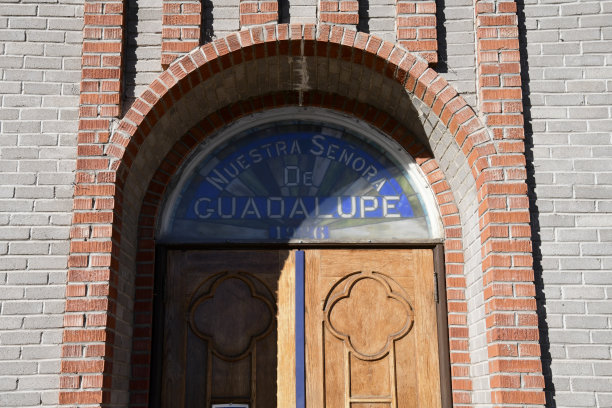 瓜德罗普教堂的圣母图片下载