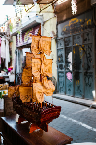 帆船纪念品在雅法逃离市场在特拉维夫，以色列图片下载