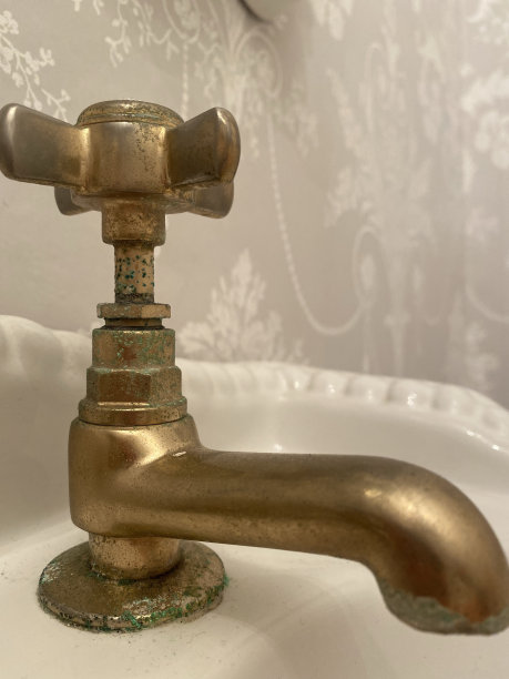 旧金水龙头图片下载